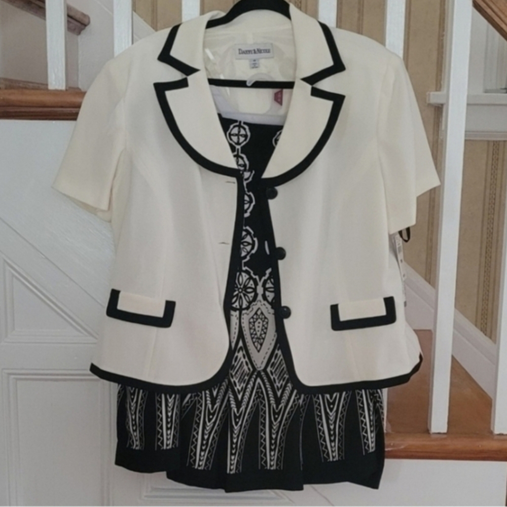 DANNY & NICOLE 2- Piece Jacket Skirt Set Black White Size 18